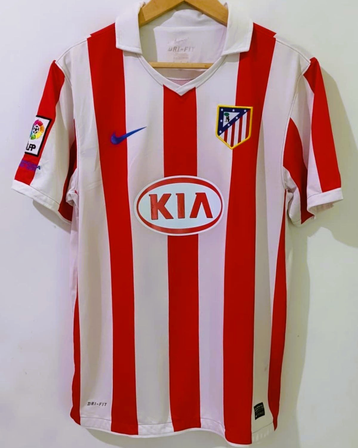 AGUERO KUN 2010-11 (Atl M)