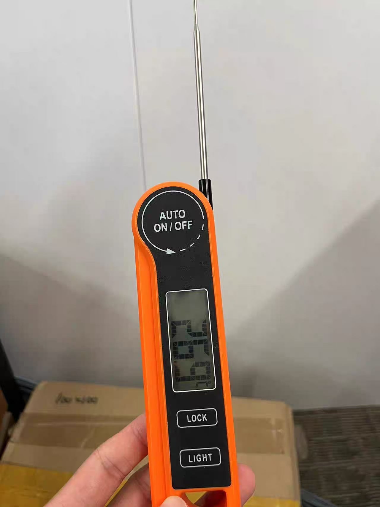 Portable Rechargeable Electronic Thermometer
